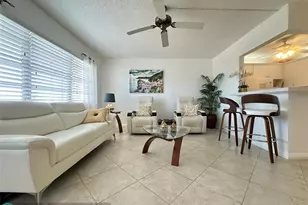4108 Cambridge E, Deerfield Beach, FL 33442 - Photo 2