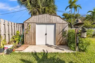 2021 NW 32nd Ct, Oakland Park, FL 33309 - Photo 30