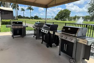 4301 Martinique Cir, Coconut Creek, FL 33066 - Photo 32