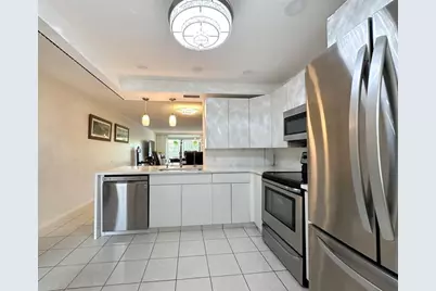 4301  Martinique Cir, Unit #H2, Coconut Creek, FL 33066 - Photo 2