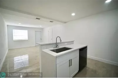 2205  A E Isaacs Ave, West Palm Beach, FL 33407 - Photo 2