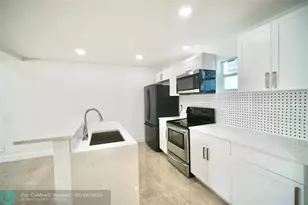 2205 A E Isaacs Ave, West Palm Beach, FL 33407 - Photo 4