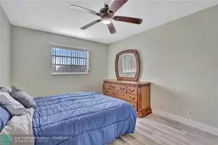 4050 NW 42nd Ave, Lauderdale Lakes, FL 33319 - Photo 14