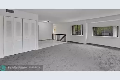 26  Wimbledon Lake, Unit #248, Plantation, FL 33324 - Photo 4