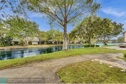 26  Wimbledon Lake, Unit #248, Plantation, FL 33324 - Photo 22