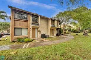 26 Wimbledon Lake Unit, Plantation, FL 33324 - Photo 1