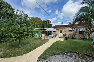 2318 Coolidge St, Hollywood, FL 33020 - Photo 4