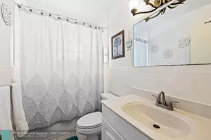2616 NE 30th Pl, Fort Lauderdale, FL 33306 - Photo 6