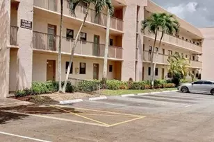 10466 Sunrise Lakes Blvd, Sunrise, FL 33322 - Photo 2