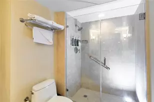 2670 E Sunrise Blvd, Fort Lauderdale, FL 33304 - Photo 64