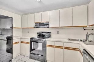 499 SE 13th St, Fort Lauderdale, FL 33316 - Photo 10