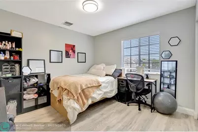 2037  Nassau Dr, Unit #2037, Riviera Beach, FL 33404 - Photo 20