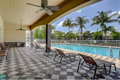 2037  Nassau Dr, Unit #2037, Riviera Beach, FL 33404 - Photo 36