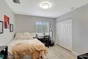 2037 Nassau Dr, Riviera Beach, FL 33404 - Photo 24