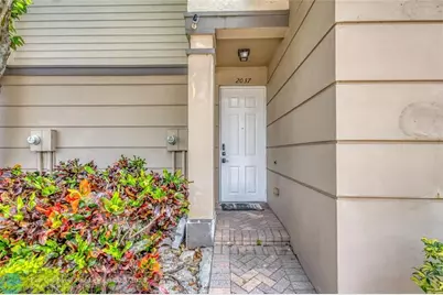 2037  Nassau Dr, Unit #2037, Riviera Beach, FL 33404 - Photo 4