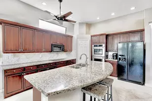 1914 Via Castello, Wellington, FL 33411 - Photo 4