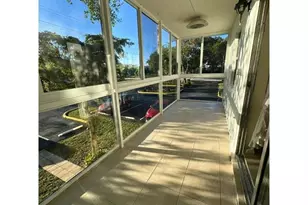 5190 E Sabal Palm Blvd, Tamarac, FL 33319 - Photo 6