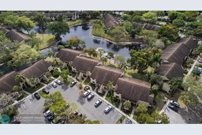 3251  Carambola Cir, Unit #3251, Coconut Creek, FL 33066 - Photo 36