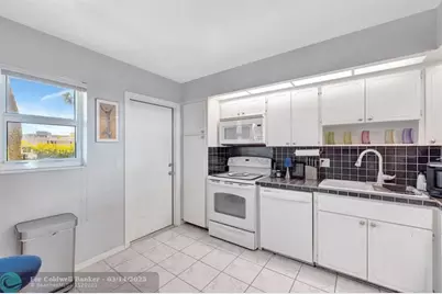 3111 NE 51st St, Unit #205, Fort Lauderdale, FL 33308 - Photo 40