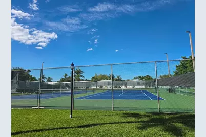 2441 SW 52nd St, Dania Beach, FL 33312 - Photo 26