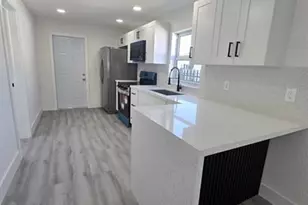 7026 NW 21st Ave, Miami, FL 33147 - Photo 8