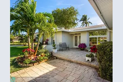 906 NW 83rd Dr, Coral Springs, FL 33071 - Photo 1