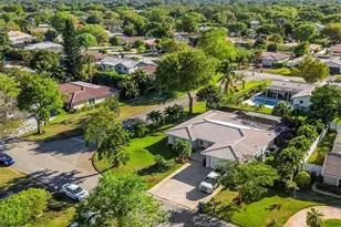 906 NW 83rd Dr, Coral Springs, FL 33071 - Photo 50