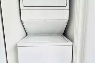 2125 NW 77th Way, Pembroke Pines, FL 33024 - Photo 8