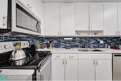 4060 N Hills Dr, Unit #32, Hollywood, FL 33021 - Photo 24