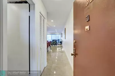 4060 N Hills Dr, Unit #32, Hollywood, FL 33021 - Photo 2