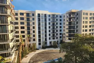 17890 W Dixie Hwy, North Miami Beach, FL 33160 - Photo 1