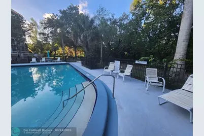 17890 W Dixie Hwy, Unit #619, North Miami Beach, FL 33160 - Photo 14