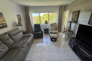 3431 NW 50th Ave, Lauderdale Lakes, FL 33319 - Photo 6