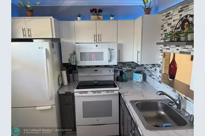 3431 NW 50th Ave, Unit #305, Lauderdale Lakes, FL 33319 - Photo 14