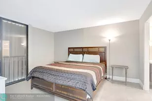 501 SW 11th Pl, Boca Raton, FL 33432 - Photo 14