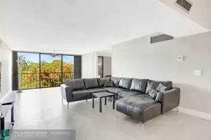 501 SW 11th Pl, Boca Raton, FL 33432 - Photo 2