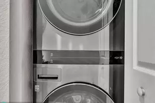 1839 N Dixie Hwy, Fort Lauderdale, FL 33305 - Photo 38