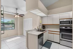 900 Crosswinds Dr, Greenacres, FL 33413 - Photo 10