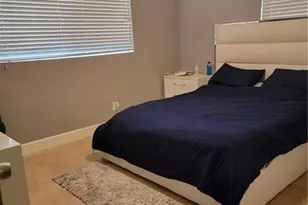 1010 NW 3rd Ave, Hallandale Beach, FL 33009 - Photo 8