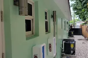 1010 NW 3rd Ave, Hallandale Beach, FL 33009 - Photo 18