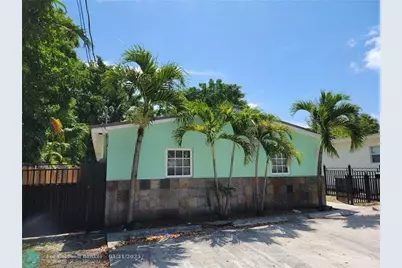 1010 NW 3rd Ave, Hallandale Beach, FL 33009 - Photo 2