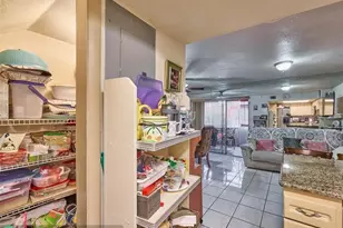 33 Spinning Wheel Ln, Tamarac, FL 33319 - Photo 16