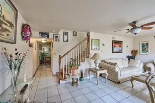 33 Spinning Wheel Ln, Tamarac, FL 33319 - Photo 4