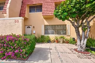 33 Spinning Wheel Ln, Tamarac, FL 33319 - Photo 2