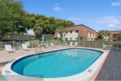 2011 NE 32nd Ct, Unit #26, Lighthouse Point, FL 33064 - Photo 12