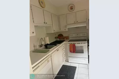 2821  Somerset Dr, Unit #217, Lauderdale Lakes, FL 33311 - Photo 2