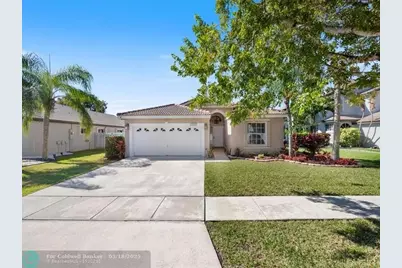 17646  10th St., Pembroke Pines, FL 33029 - Photo 1