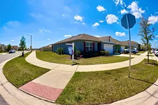 992 Serchio St, Haines City, FL 33844 - Photo 4