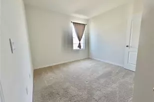 992 Serchio St, Haines City, FL 33844 - Photo 16