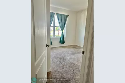 992  Serchio Street, Haines City, FL 33844 - Photo 8